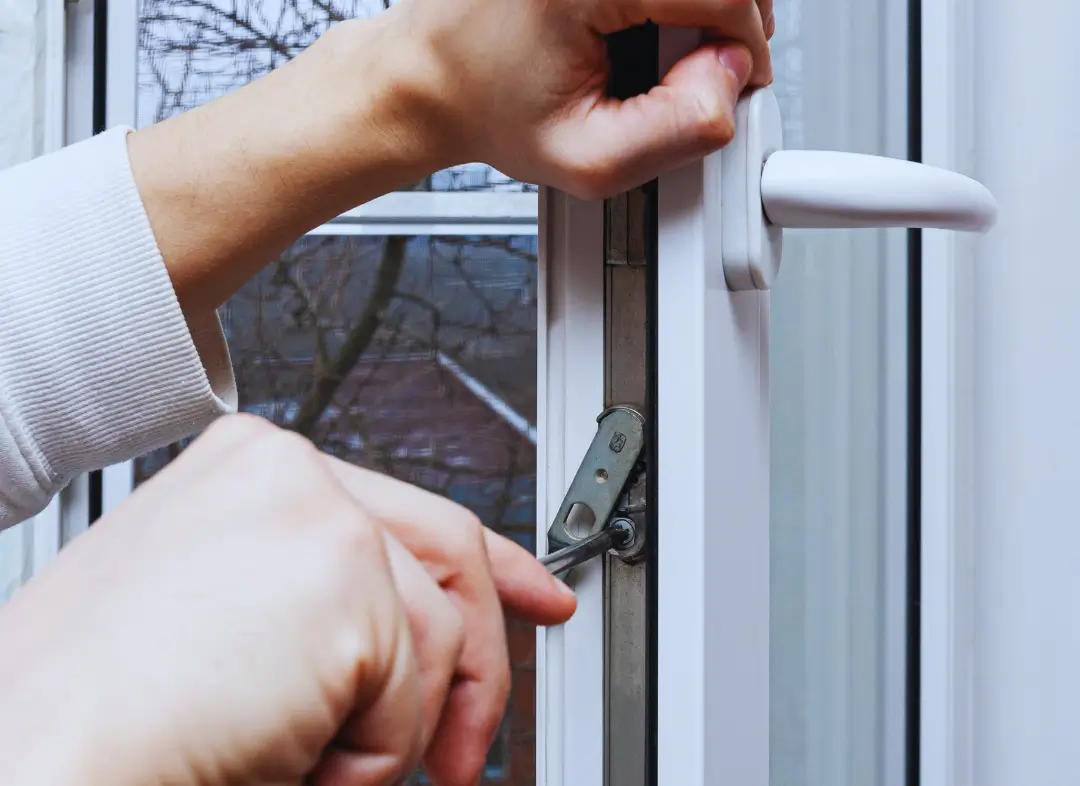 Réparation serrure de fenêtre Le Rouret